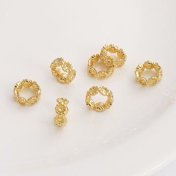 Color-Preserving 14k Copper Plum Blossom Hollow Circle Spacer Bead