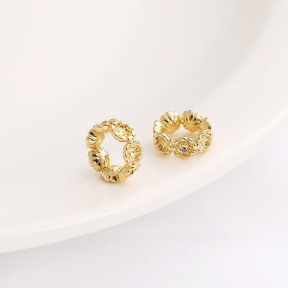 Color-Preserving 14k Copper Plum Blossom Hollow Circle Spacer Bead